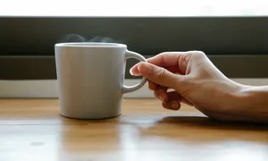 Lợi ích sức khỏe khi uống nước nóng
